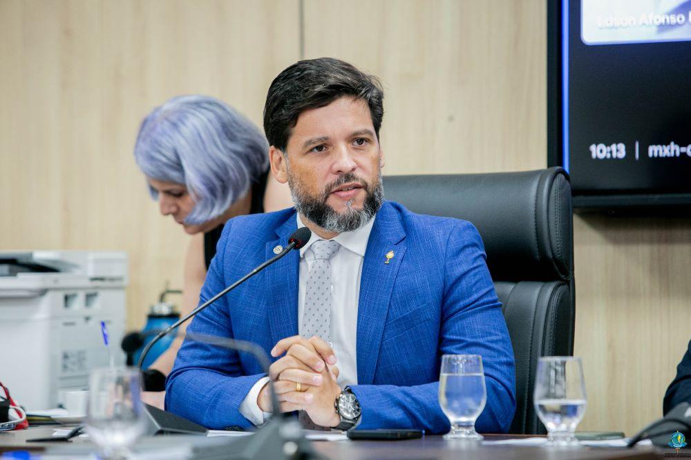 Delegado Camargo solicita reparos urgentes na unidade da Fhemeron em Cacoal