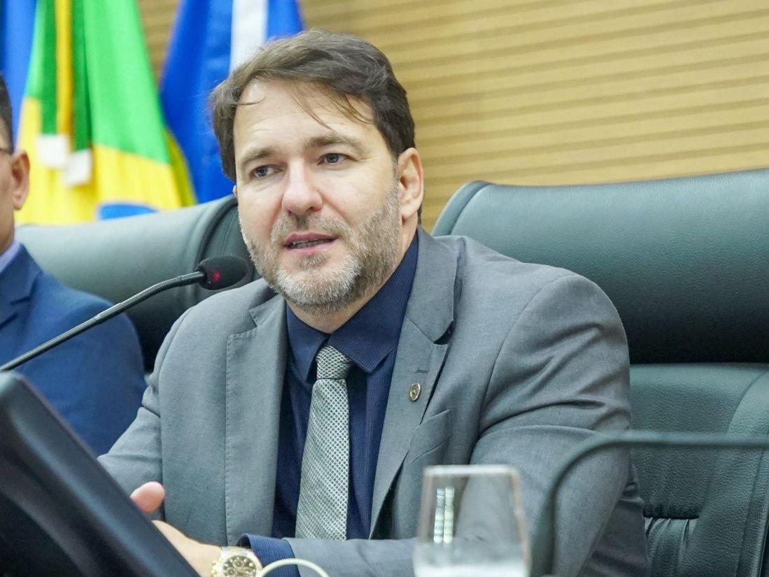 Deputado Alex Redano indica capacitação para implantação de DIU em Ouro Preto do Oeste