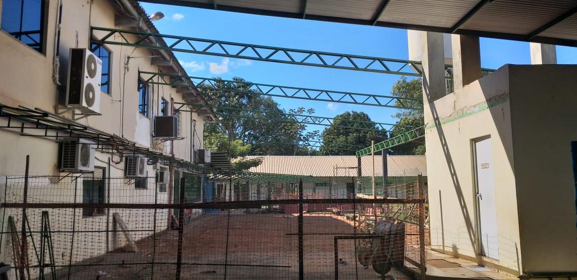 Ieda Chaves destina quase R$ 90 mil à ampliação da cobertura do pátio da Escola Santa Marcelina