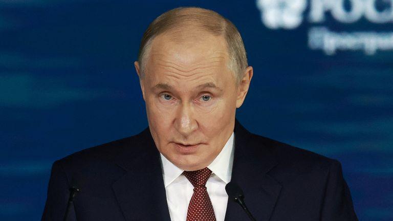 Putin e chanceler iraniano discutem ataques dos EUA e escalada de tensões no Oriente Médio