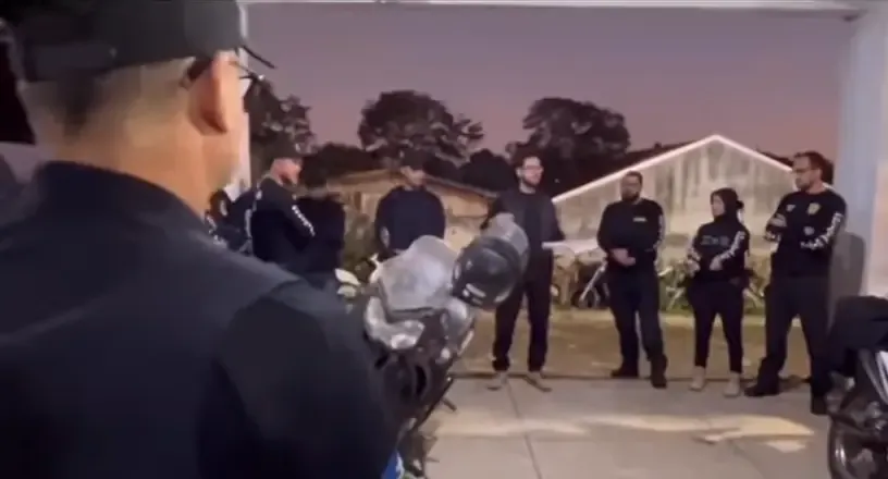 Aluna de 16 anos atrasada ofende servidores em Escola caso vai parar na Polícia