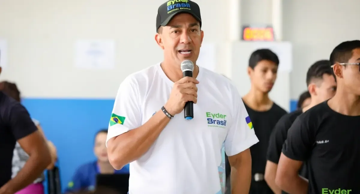 Eyder Brasil destina R$ 250 mil para reforma da fachada da Escola João Bento da Costa