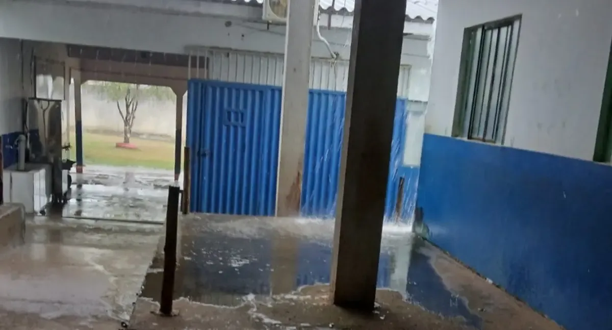 Alex Redano solicita reforma urgente da Escola Maria Abreu Bianco em Campo Novo de Rondônia