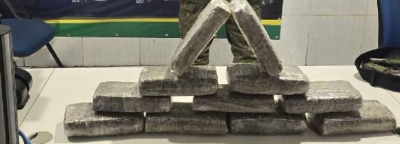 Motociclista é preso com 12kg de maconha na BR-364