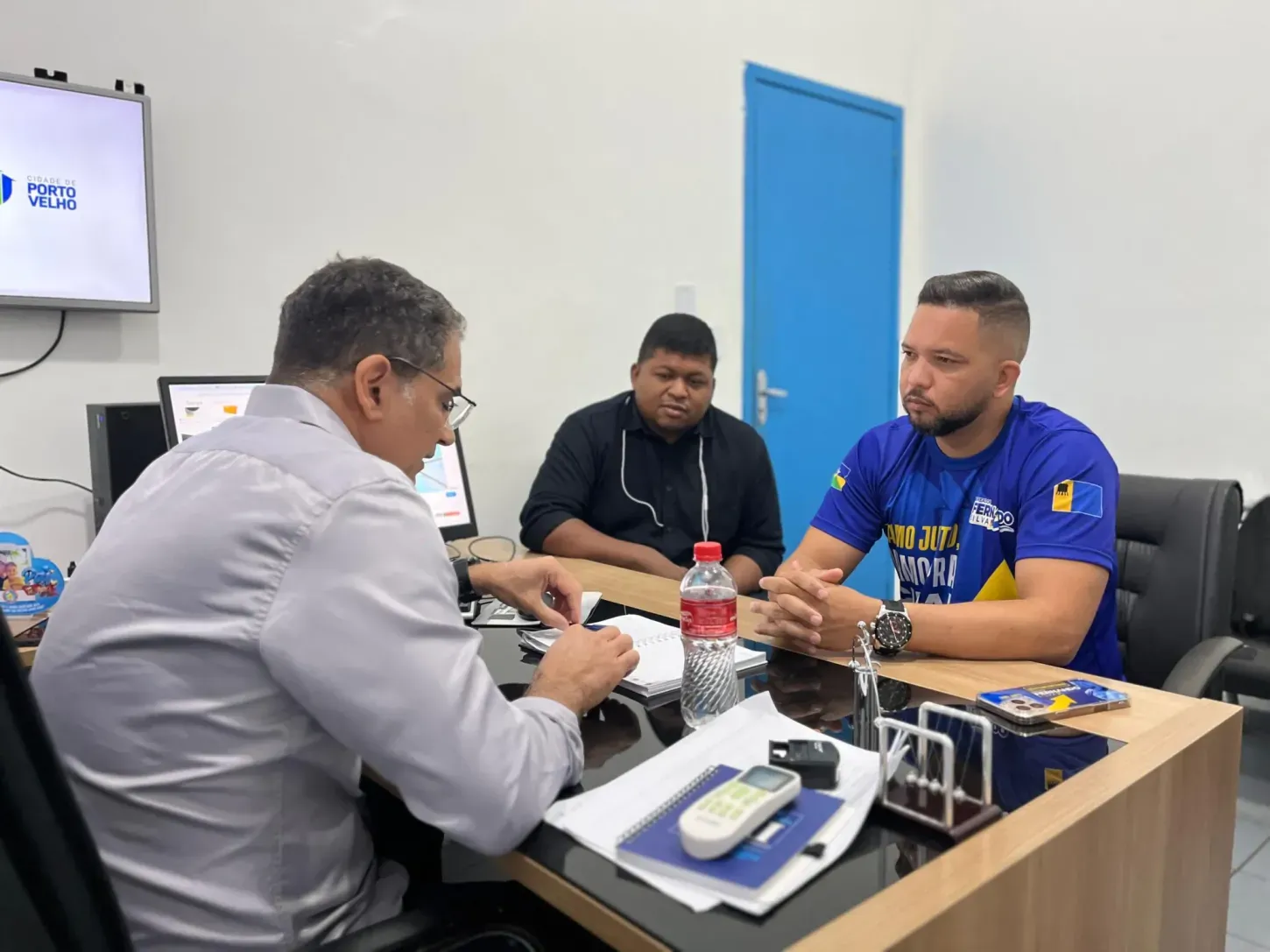 Vereador Fernando Silva garante fim de multas em veículos oficiais da segurança pública em Porto Velho