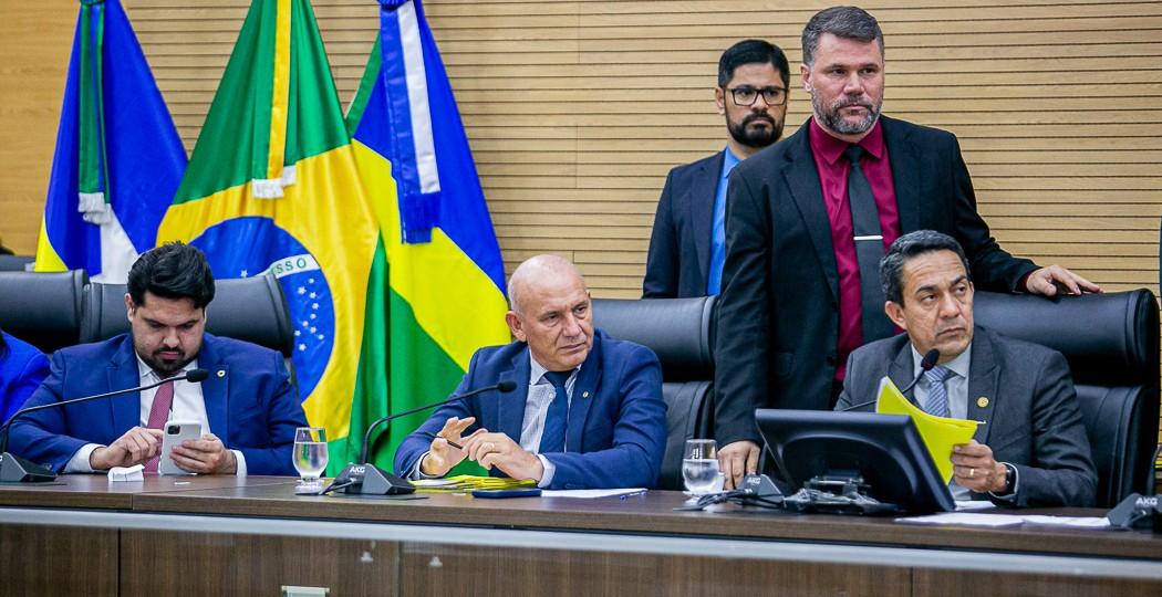Alero aprova prorrogação do Plano Estadual de Educação até dezembro de 2025