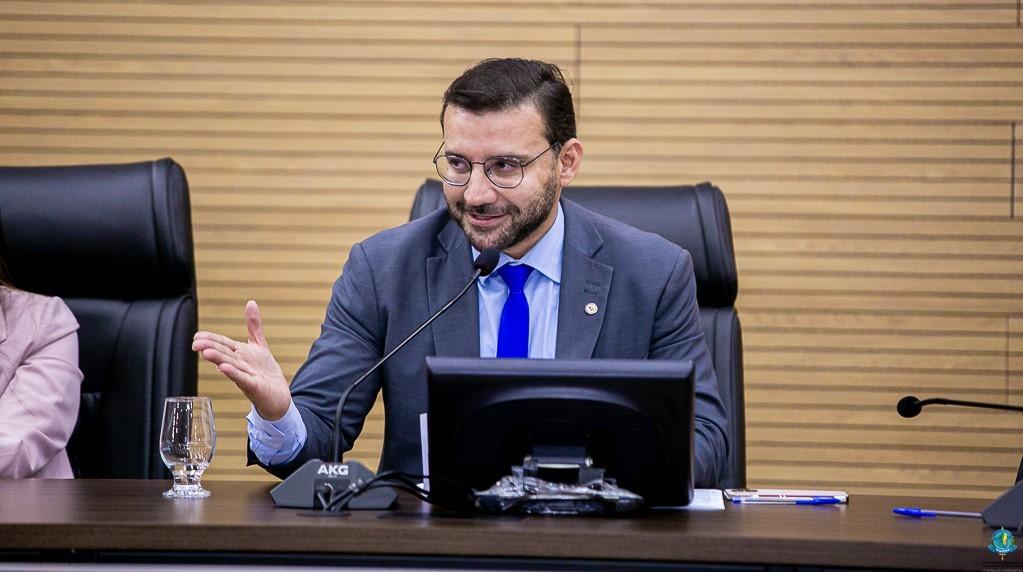 Com articulação do deputado Ribeiro do Sinpol, servidores da Polícia Civil poderão atuar na área da saúde