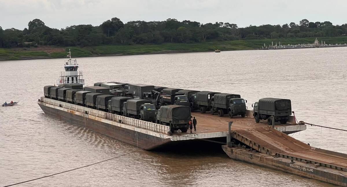 Exército desloca 48 viaturas pelo Rio Madeira para Operação Atlas