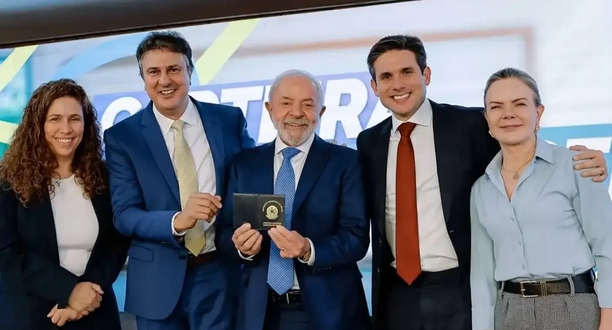 Governo sanciona criação da Carteira Nacional do Professor