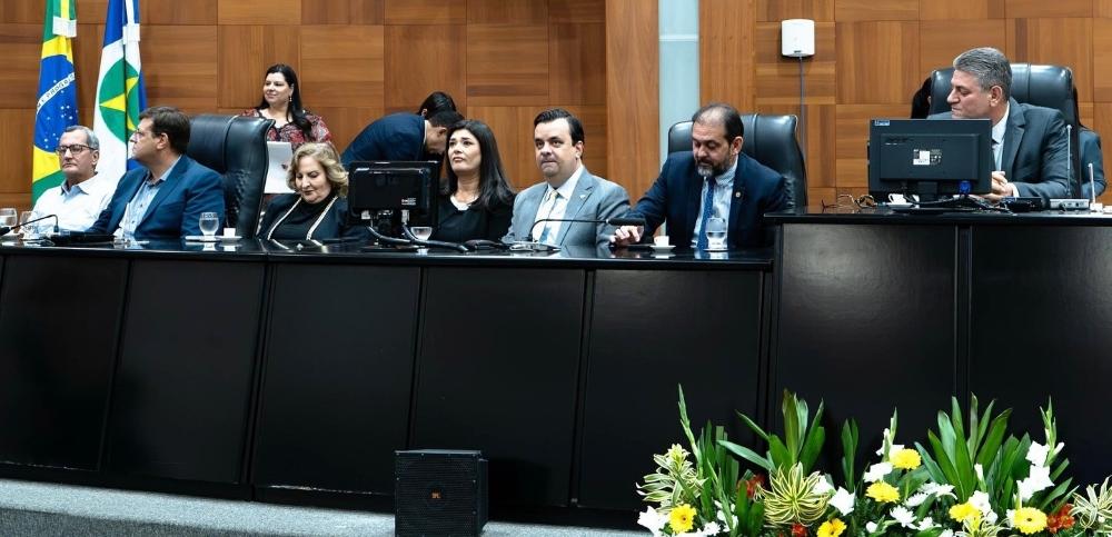 Laerte Gomes participa de sessão solene realizada pela Assembleia Legislativa do MT