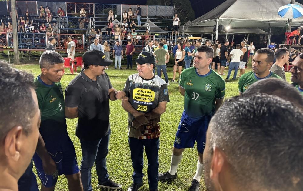 Pedro Fernandes celebra final dos Jogos da Segurança Pública do Vale do Jamari em Ariquemes