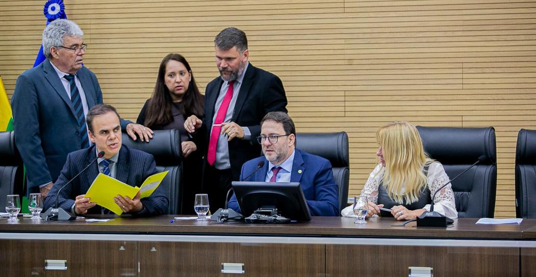 Assembleia Legislativa aprova política de saúde e segurança no trabalho para servidores do estado