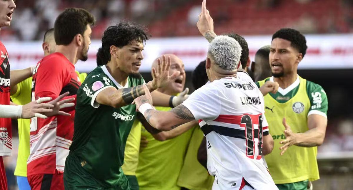CBF não divulgará áudios do VAR de São Paulo x Palmeiras; entenda o protocolo da entidade
