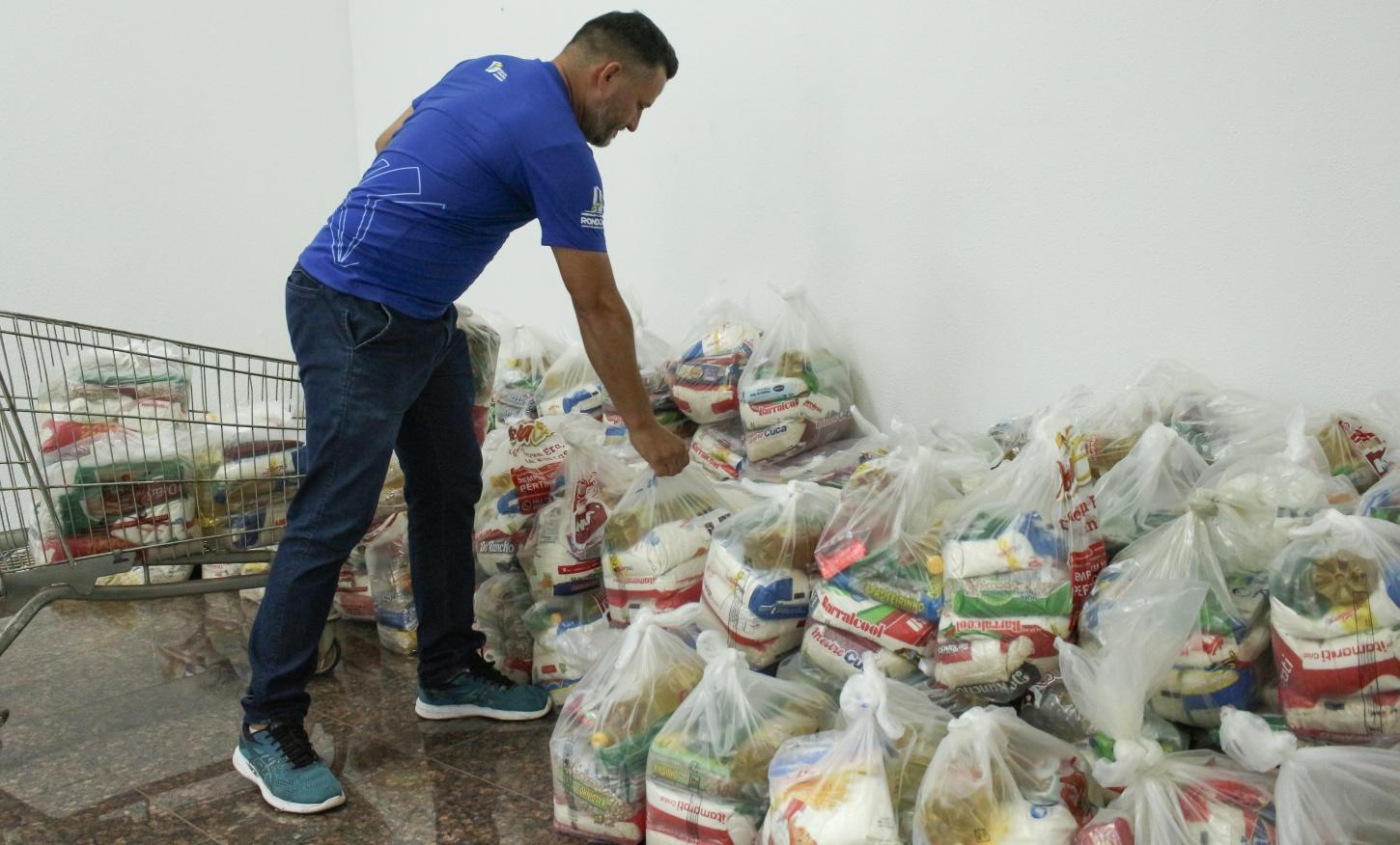 Corrida da Democracia impulsiona doações de mais de 2 mil cestas básicas em Porto Velho