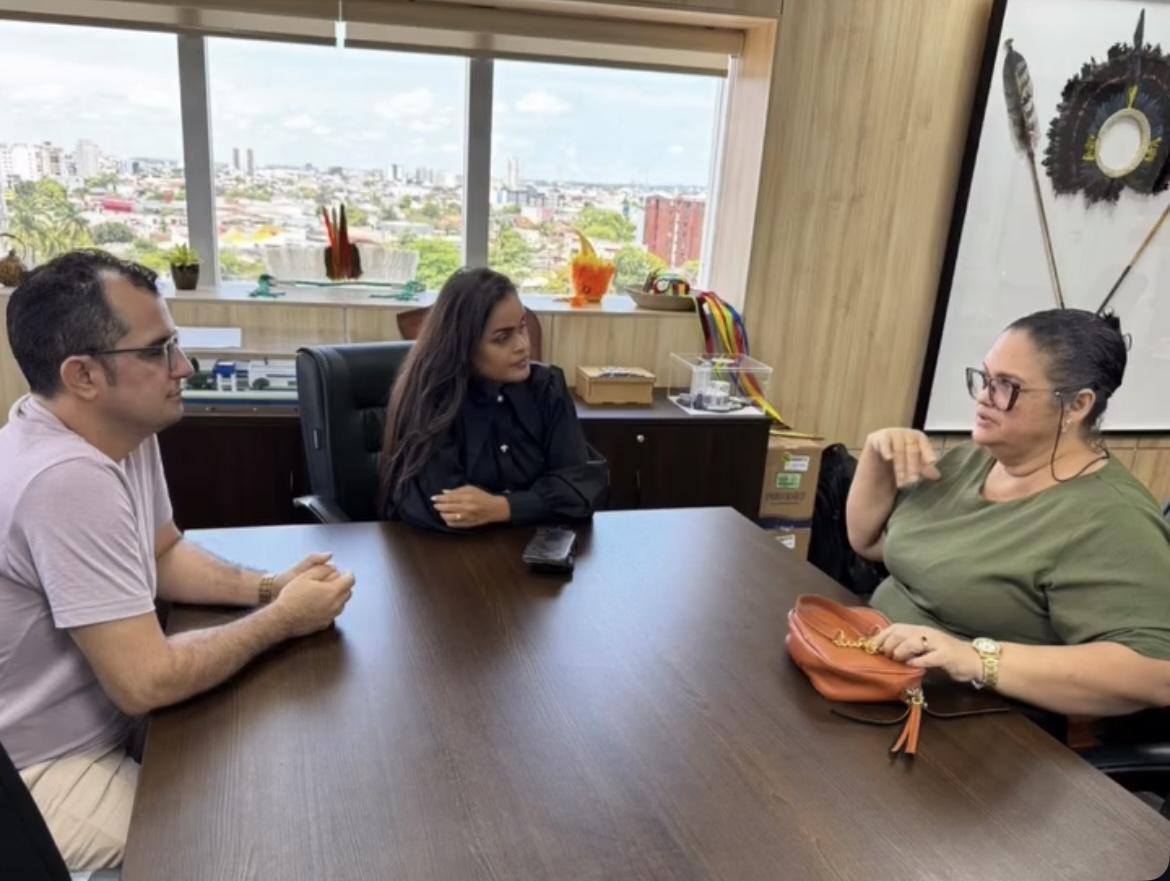 Deputada Dra. Taíssa realiza atendimentos no gabinete e garante apoio a demandas de Nova Mamoré