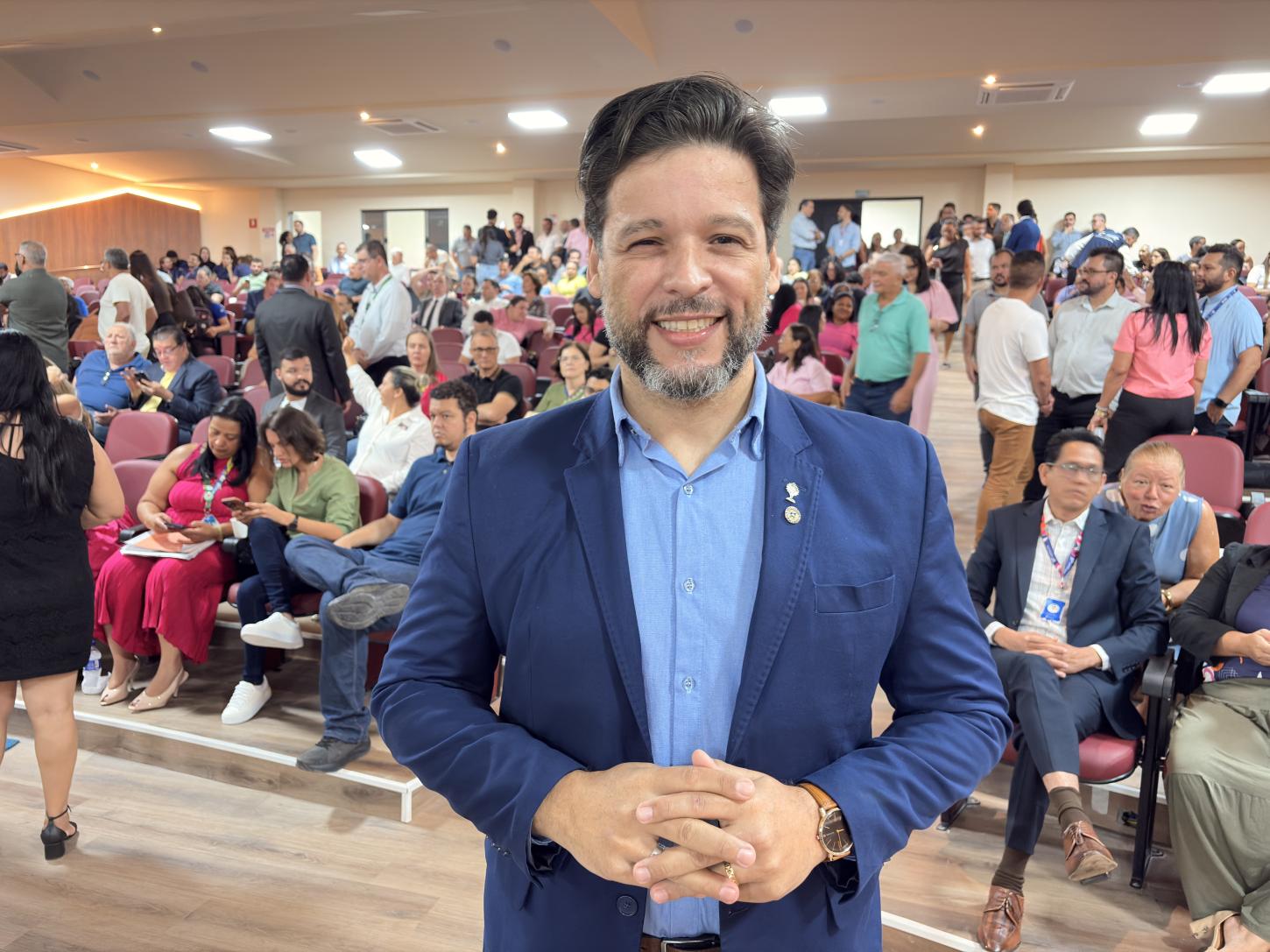 Deputado Delegado Camargo reforça apoio a projetos de inclusão durante lançamento de centro para pessoas neurodivergentes em Porto Velho