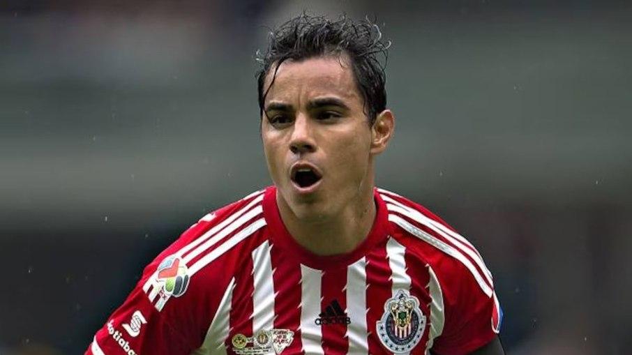 Ex-jogador mexicano Omar Bravo é preso por suspeita de abuso sexual infantil