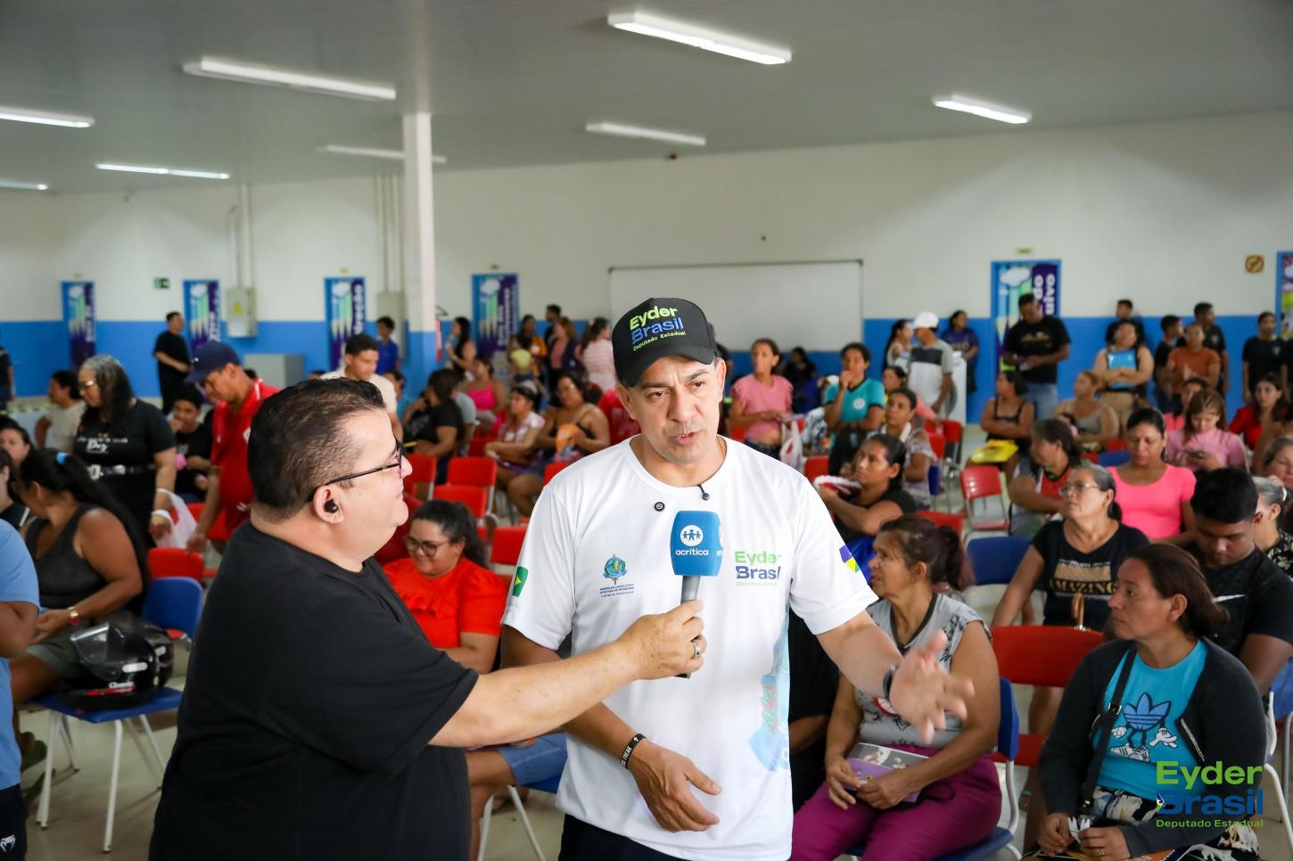 Eyder Brasil realiza primeira etapa de voto de louvor a jornalistas de Rondônia