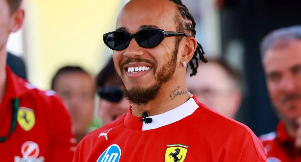 Hamilton aconselha dupla da McLaren a ser “implacável” contra Verstappen