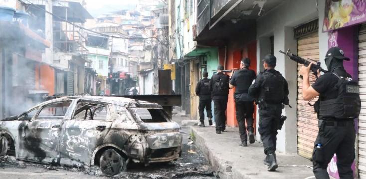 Megaoperação no Rio deixa ao menos 20 mortos e 56 presos