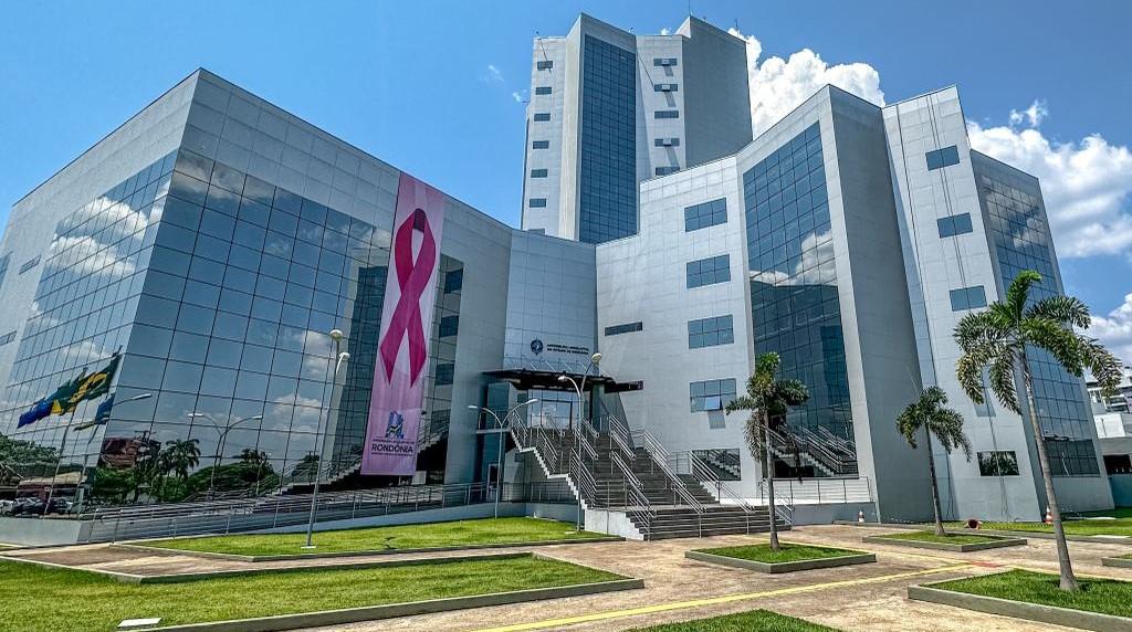 Outubro Rosa reforça prevenção e atuação da Alero na saúde pública