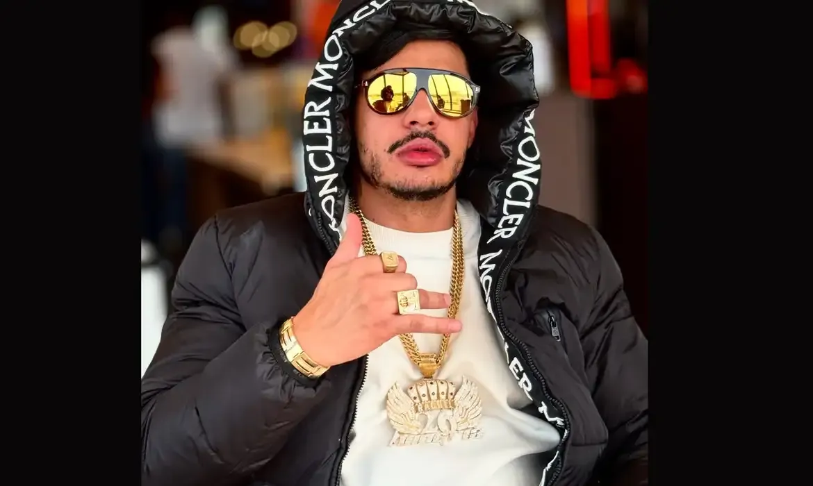 Rapper Hungria recebe alta hospitalar após suspeita de intoxicação