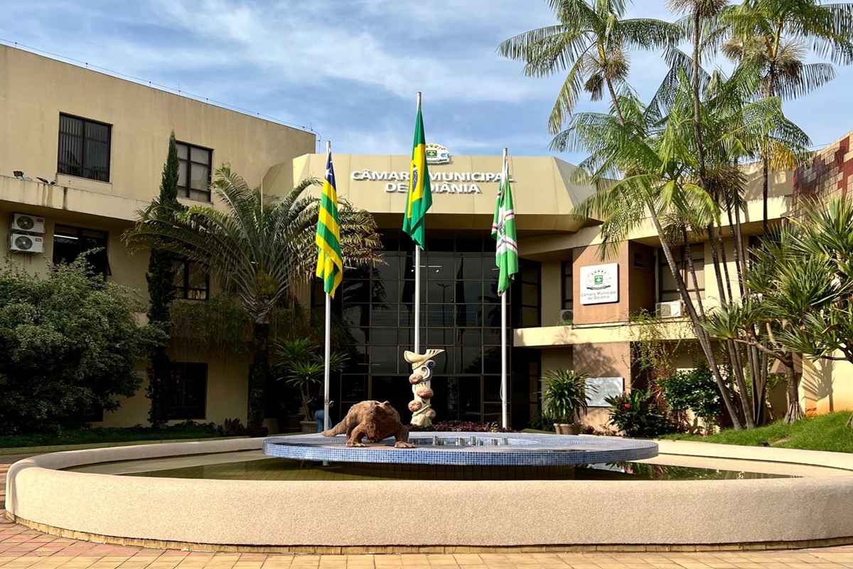 Câmara de Goiânia abre concurso com 377 vagas e salários até R$ 10 mil