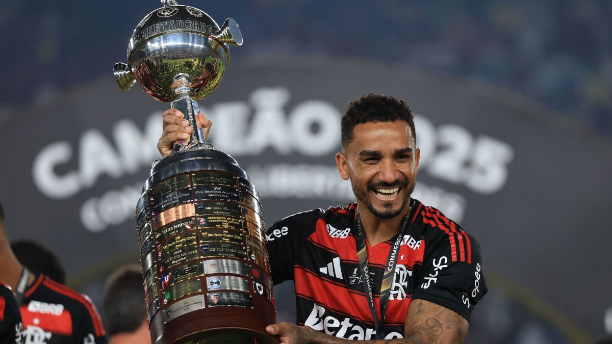 Danilo dedica Libertadores a familiar que faleceu na véspera da final