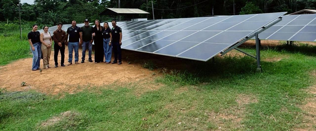 Deputada Lebrinha garante R$ 200 mil para placas solares na Escola Família Agrícola de Jaru