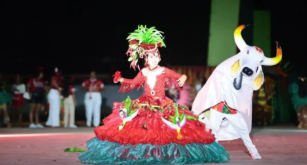 Duelo na Fronteira tem noite marcada por emoção com apresentação do Flor do Campo