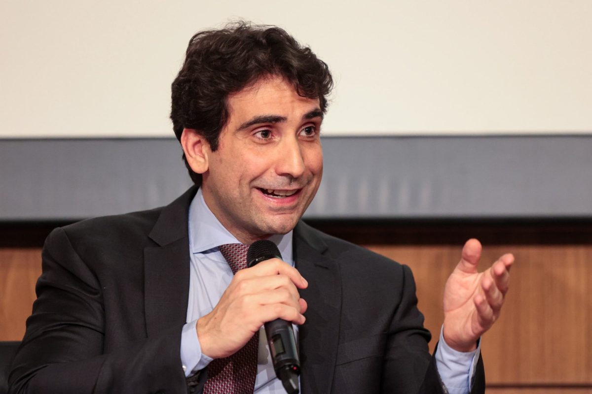 “É importante que o BC não se emocione”, diz Galípolo sobre críticas