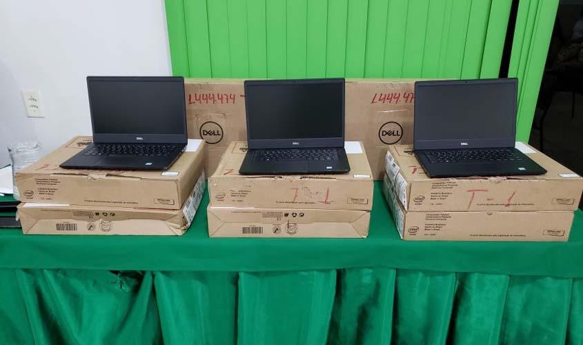 Emenda de Cláudia de Jesus garante R$ 100 mil para compra de notebooks em Vale do Paraíso