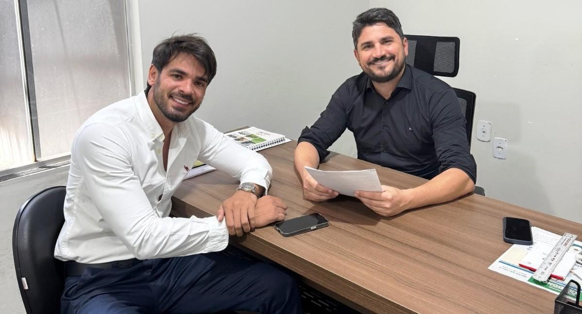 Jean Mendonça anuncia 