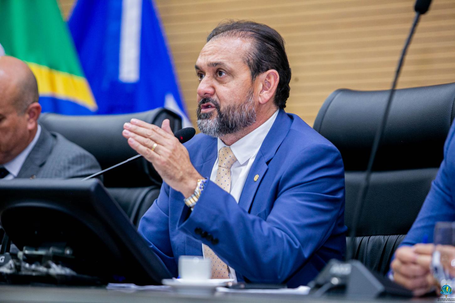 Laerte Gomes assegura liberação de R$ 1 milhão para acelerar cirurgias gerais em Espigão do Oeste