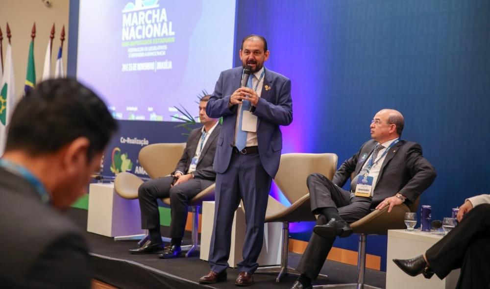 Laerte Gomes integra debates da 1ª Marcha Nacional dos Deputados Estaduais e reforça posição contra a PEC 38/2025