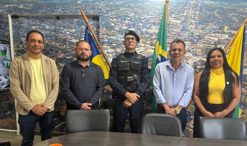 Policiais de Buritis recebem capacitação da Patrulha Maria da Penha para reforçar o combate à violência doméstica