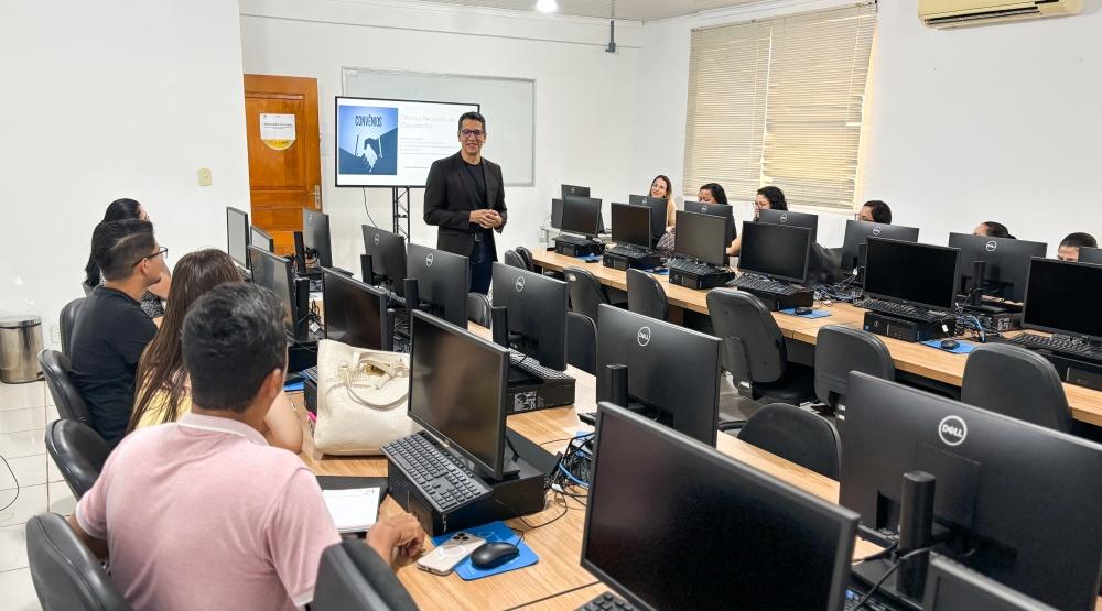 Primeira etapa da formação técnica para assessores parlamentares é realizada