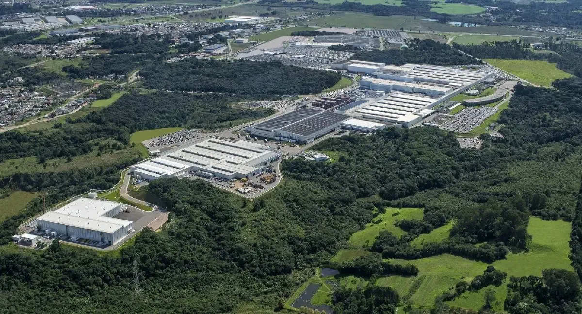 Renault e Geely ampliam cooperação para veículos eletrificados no mercado brasileiro