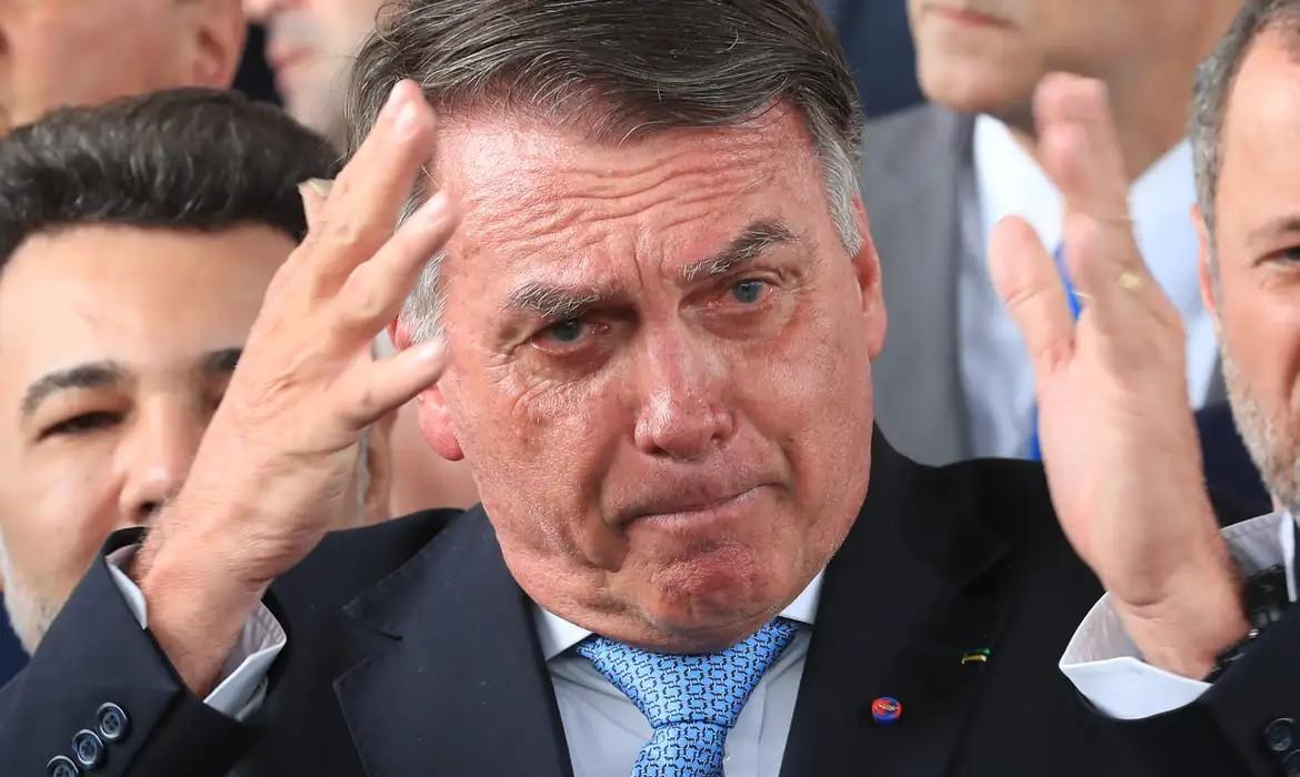 STF rejeita recurso por unanimidade e mantém condenação de Bolsonaro a 27 anos de prisão