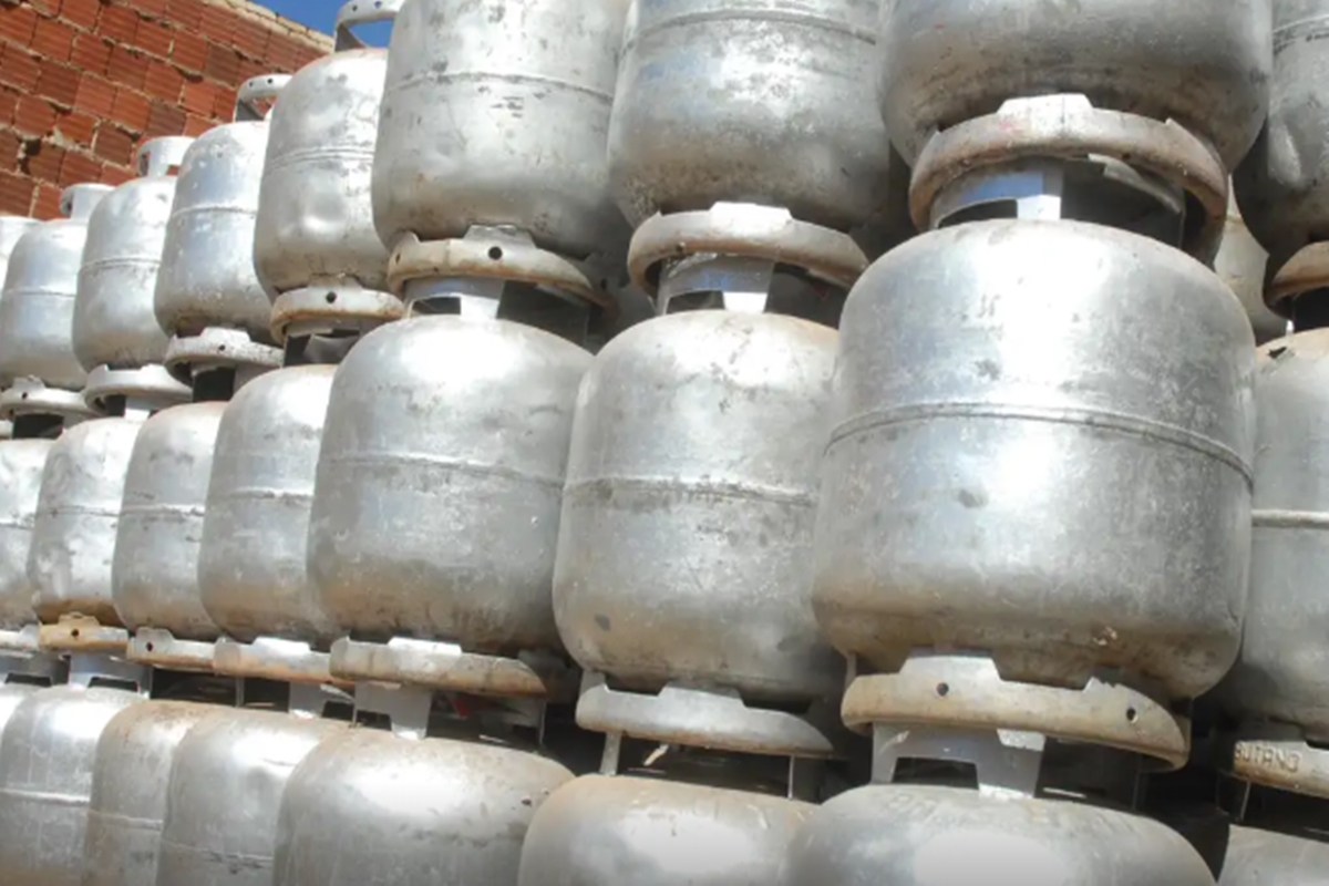 Auxílio Gás: beneficiários com NIS final 1 recebem benefício nesta 4ª