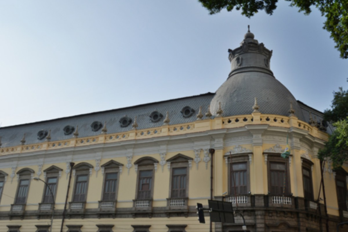 Colégio federal cancela licitação de R$ 79 milhões após alerta da CGU