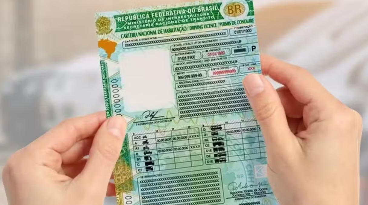 Contran aprova novas regras e acaba com aulas obrigatórias em autoescolas para aquisição de CNH