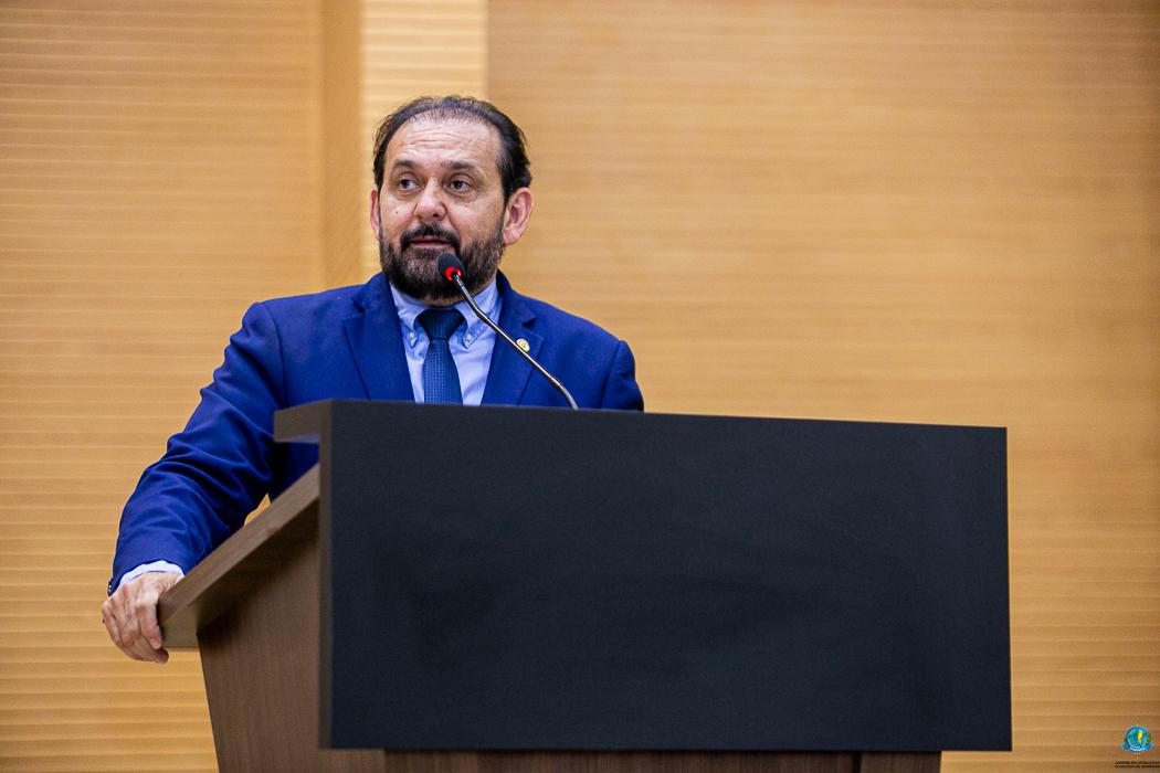 Deputado Laerte Gomes garante recurso de R$ 90 mil para realização do Réveillon 2026 em Urupá