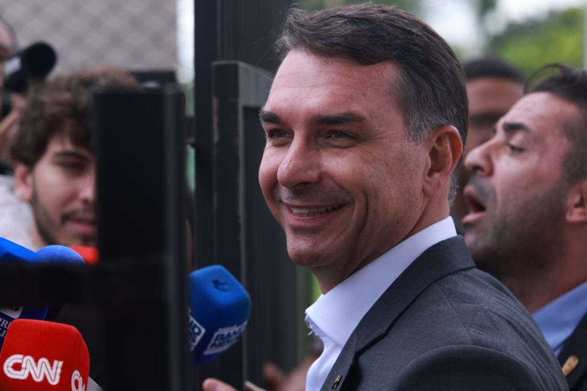 Entre bolsonaristas 81% acham que candidatura de Flávio é para valer