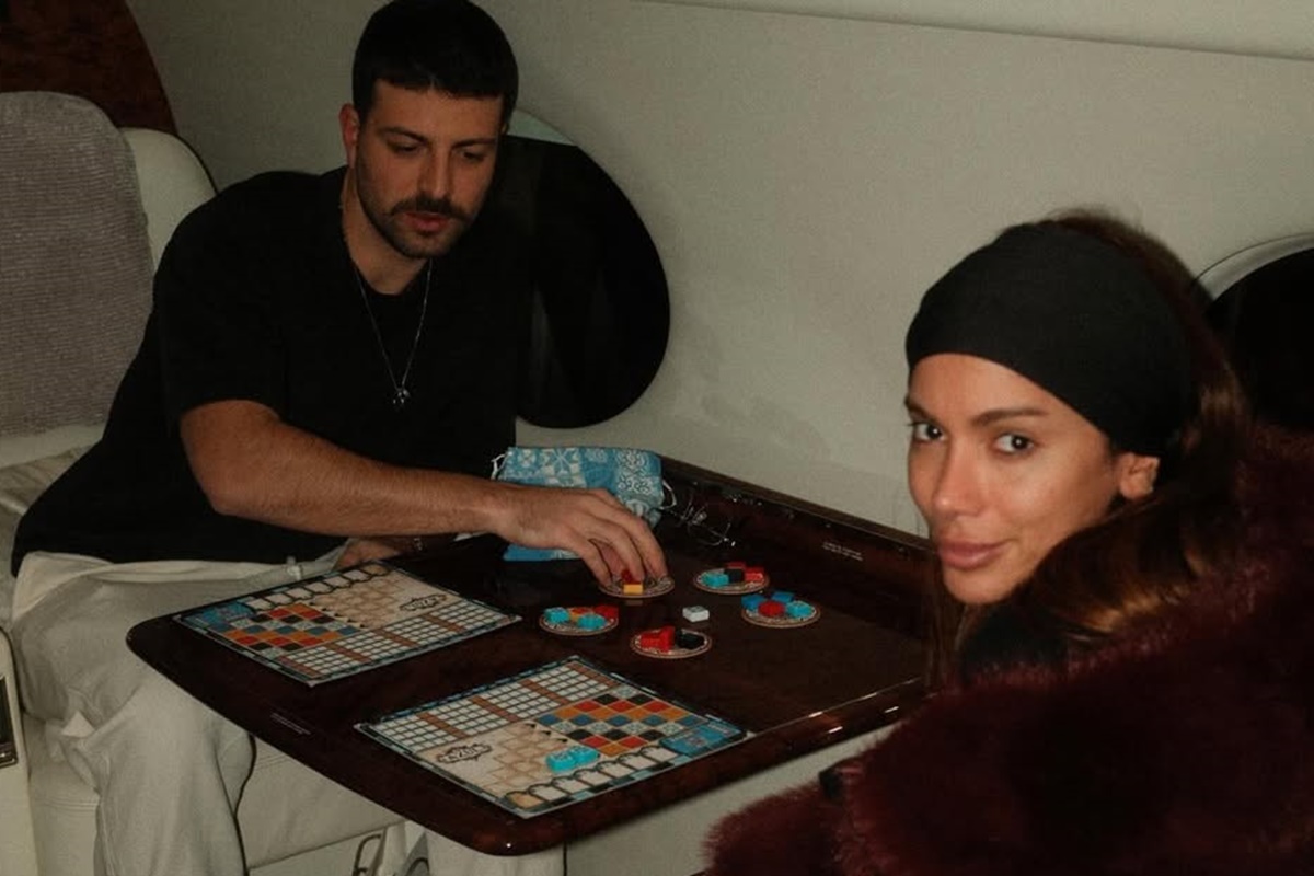 Foto: Anitta surge em momento fofo com o namorado, Ian Bortolanza