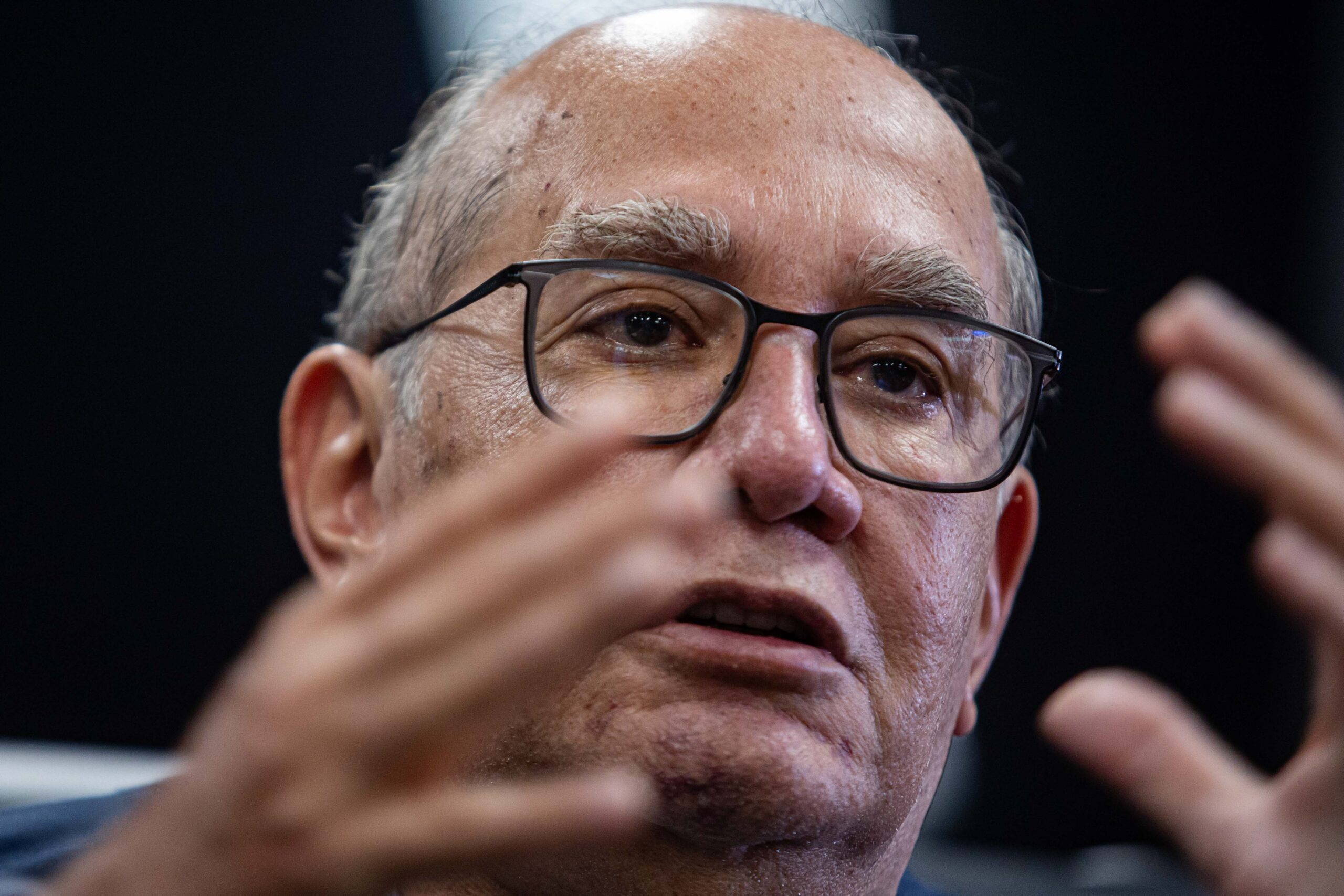 Gilmar Mendes explica decisão sobre impeachment de ministros do STF