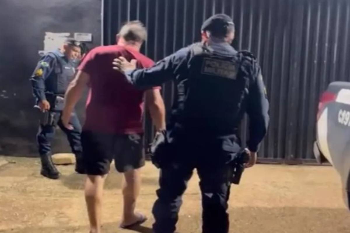 Homem é preso após levar para motel adolescente que vendia balas