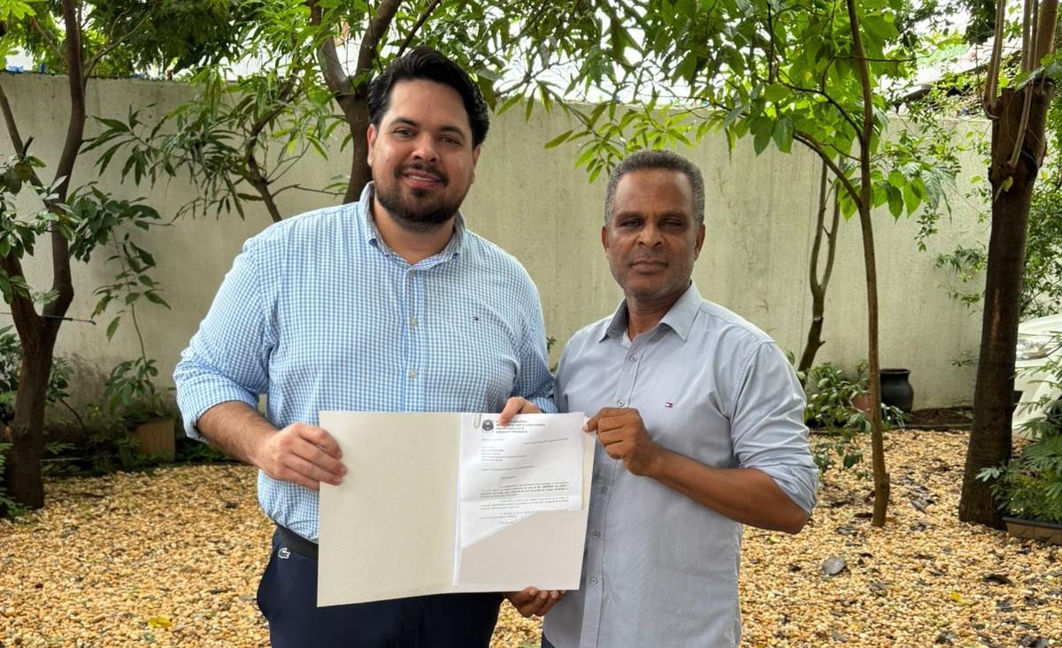 Jean Oliveira garante mais de R$ 1,3 milhão para reconstrução do pátio da Escola JK em Santa Luzia