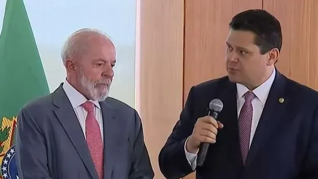 Lula decide esperar recuo de Alcolumbre antes de avançar em negociação sobre indicação ao STF