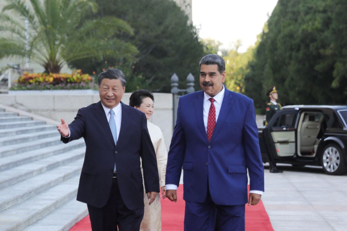 Maduro afirma que China apoia soberania da Venezuela
